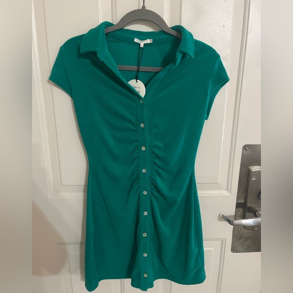 Emerald green button up dress from vintage charm! - Picture 1 of 3